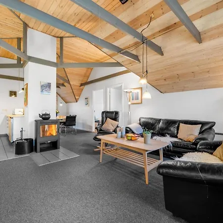 Malti - 1-3km From The Sea By Interhome *