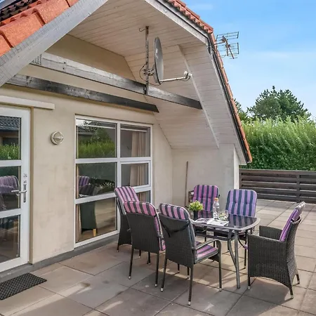 Malti - 1-3km From The Sea By Interhome