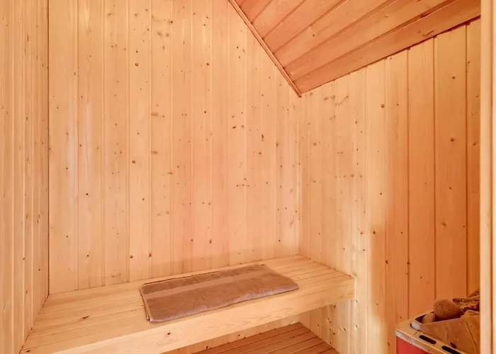 Malti - 1-3km From The Sea By Interhome